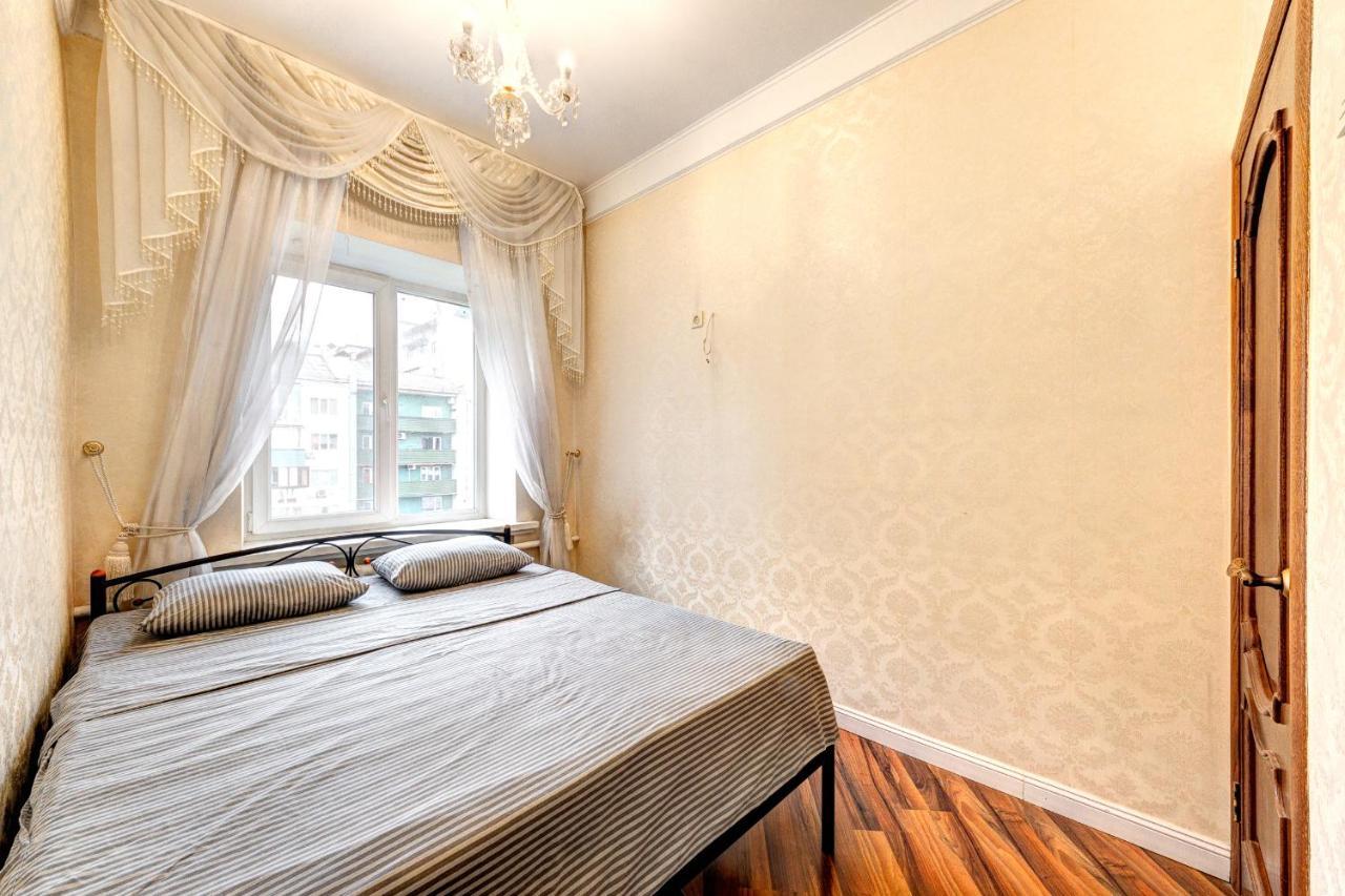 Apartments With 3 Rooms Near Palace Ukraine キエフ エクステリア 写真