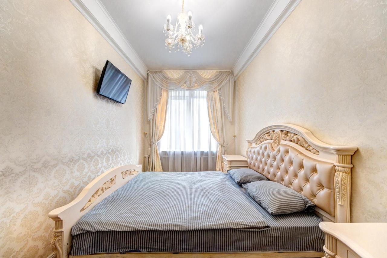 Apartments With 3 Rooms Near Palace Ukraine キエフ エクステリア 写真